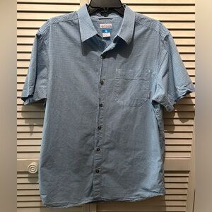 Columbia Men’s Short Sleeve Button Down Shirt Blue Plaid Size Medium - EUC